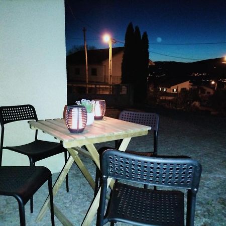 Cantinho Dos Montes Apartment Vila Real Luaran gambar